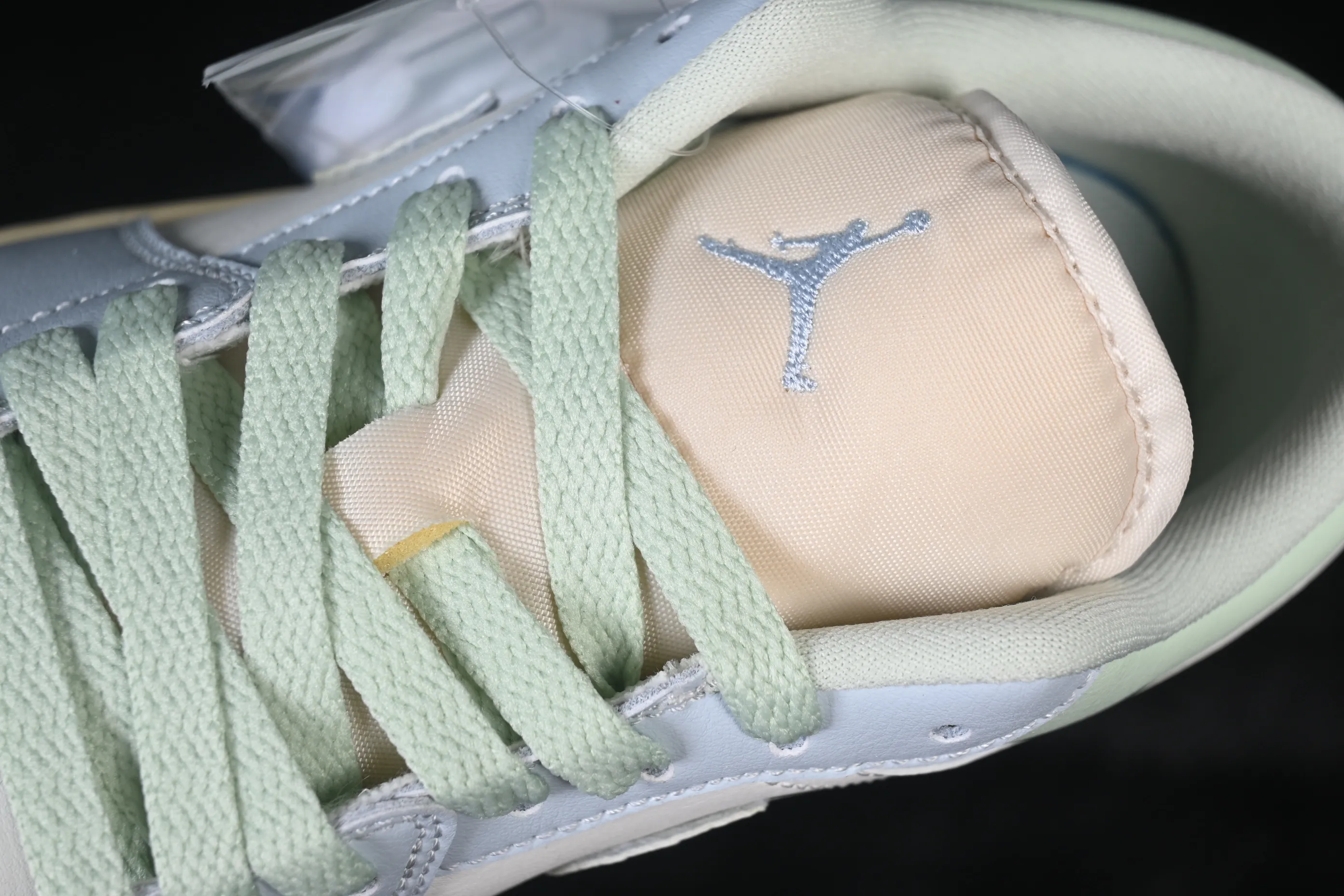 All categories Air Jordan Jordan series basketball shoes Air Jordan 1 Low Air Jordan 1 Low AJ1 Joe 1 light blue color matching low-top cultural casual sneakers DC0774-108